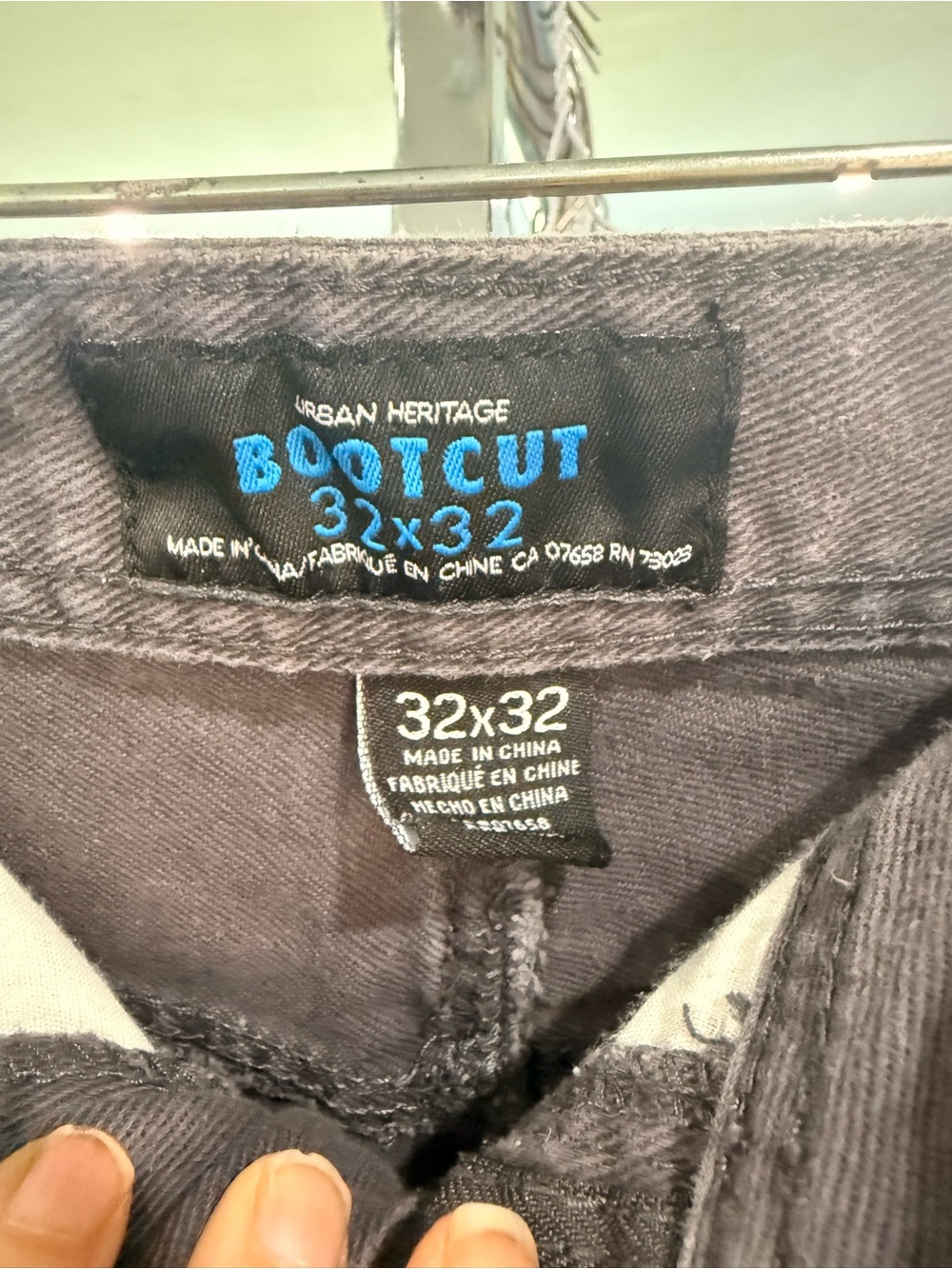 Urban Heritage Men’s Gray Bootcut Jeans 32x32 Classic 5-Pocket Denim - Picture 2 of 6